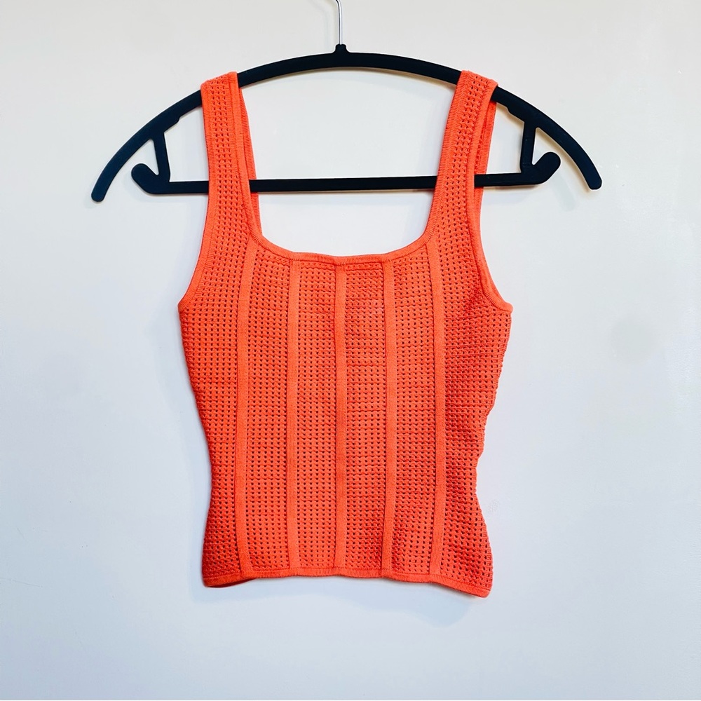 Aritzia Babaton Cropped Tank With Square Neck And Sculpted Knit New without tag